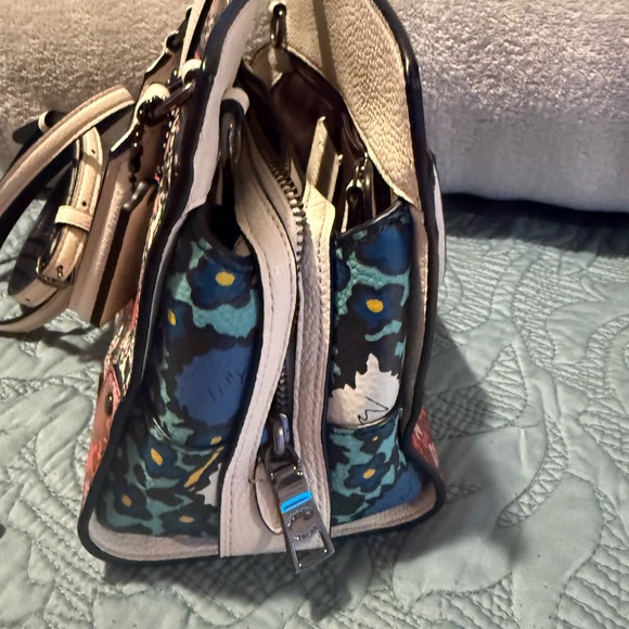 Coach Mercer 24 Yankee Floral Satchel - Picture 10 of 11